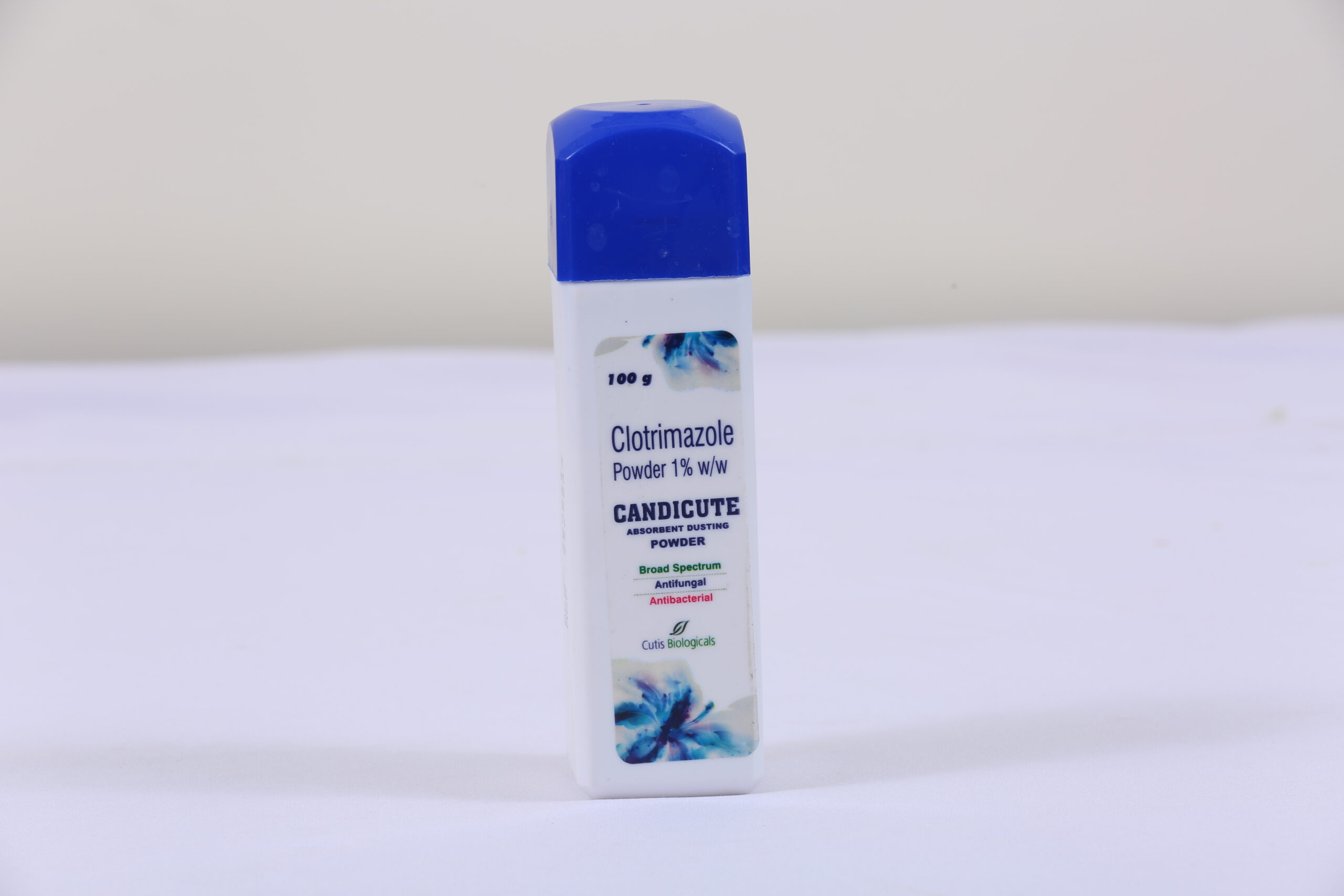 CANDICUTE DUSTING POWDER (Clotrimazole 1 % w/v)